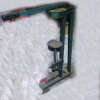 Tappatrice a leva per tappi in sughero