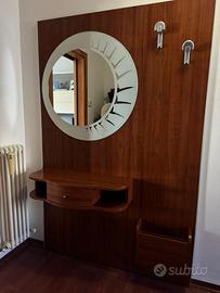 Ingressino in legno