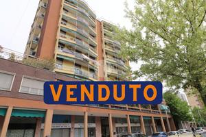 3 LOCALI A RHO