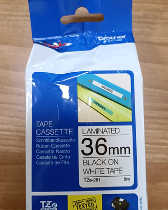 Cassetta nastro brother TZe-261 Nero su Bianco, 8m