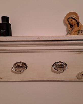 Appendiabiti mensola in legno con pomelli in vetro