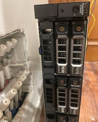 Dell poweredge r730, 64gb, 60tb, hba330