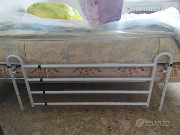 Sponda sanitaria letto anticaduta anziani e disabi