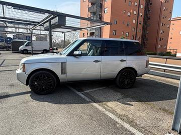 Range Rover Vouge V8