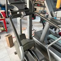 Atrezzatura palestra life bike/step tapis roulant