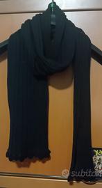 Sciarpa nera unisex, 2 euro