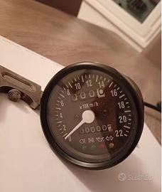 Tachimetro e contachilometri 220km/h stile vintage