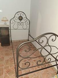 Letto in ferro battuto- fine 800 Originale d'epoca