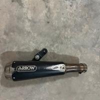 Scarico arrow con ammaccature come da foto