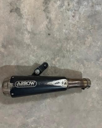 Scarico arrow con ammaccature come da foto