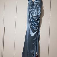 Vestito elegante nuovo con cartellino