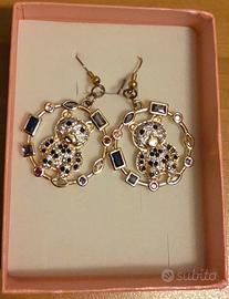Orecchini di bigiotteria