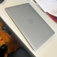 Laptop Dell Precision 3560 workstation