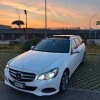 Mercedes classe E250 4matic cambio automatico f1