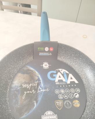 padella antiaderente 