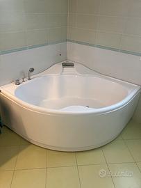 vasca 130x130 usata mai