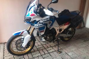 Moto Honda Africa Twin