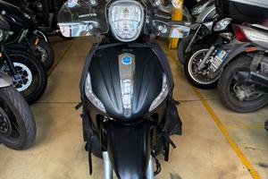 Piaggio Beverly 300 police