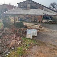 tettoia visibile montata