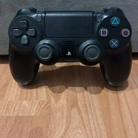 Joystick Per Playstation 4 In Buone Condizioni.