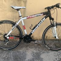 Bici MTB BIANCHI KUNA 4600, in alluminio