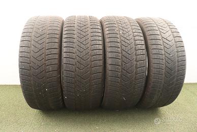 Gomme Pirelli Sottozero 245 45 19 inverno