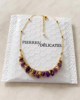 Collana con ametiste e perle di imitazione