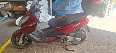 Piaggio x7 300