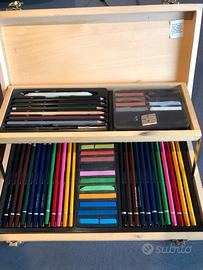 Set Artistico in Valigetta di Legno – Matite