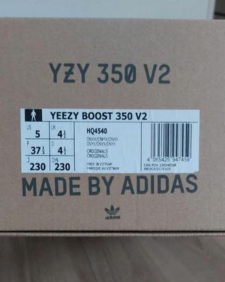 Scarpa sportiva unisex Yeezy Boost 350 V2 Onix