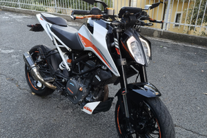 KTM Duke 390 2022