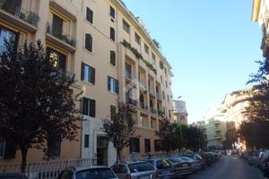 4 LOCALI A ROMA