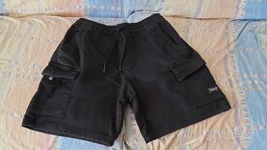 pantaloni neri corti cargo 