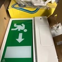 Lampade uscita di  emergenza m24sa/1nc bds