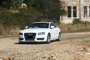 Audi A5 bianca