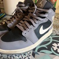 Air Jordan 1 mid - Grey