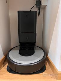 Aspirapolvere roomba i7+ con clean base