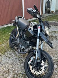 Ducati Hypermotard 796 Full Carbon