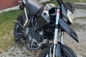 Ducati Hypermotard 796 Full Carbon