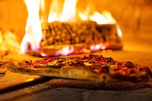 Ristopizzeria forno a legna