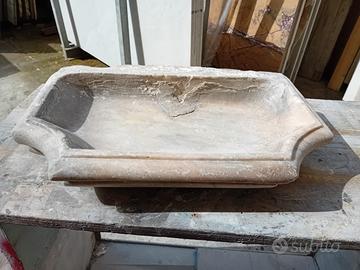 VASCA/ACQUASANTIERA ANTICA IN MARMO BIANCO STATUAR