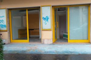 Negozio 30 mq fronte strada - Chieti Scalo