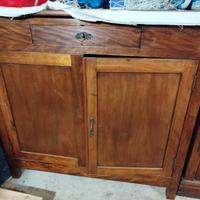 comó base credenza