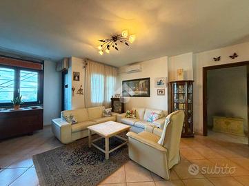 3 LOCALI A MONTALTO DI CASTRO