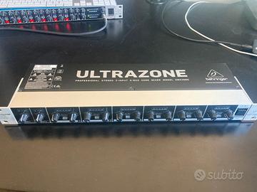 Behringer ZMX2600 -  mixer zona