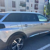 PEUGEOT 5008 Pure tech turbo 130 Benzina
