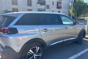 PEUGEOT 5008 Pure tech turbo 130 Benzina