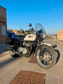 Triumph Bonneville T100