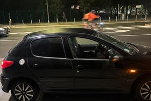 Peugeot 206 nera – Benzina – 2012– 97.000 km