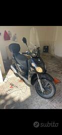 Piaggio carnaby 200
